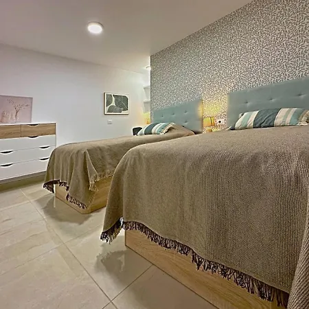 Cristianos Pool And Terrace Appartement