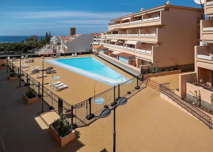 Cristianos Pool And Terrace