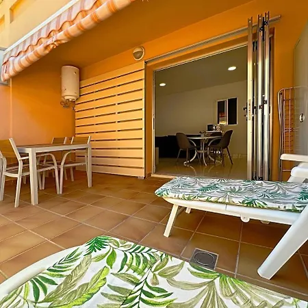 Cristianos Pool And Terrace لوس كريستيانوس