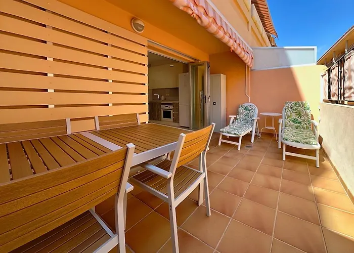 Апартаменты Cristianos Pool And Terrace *